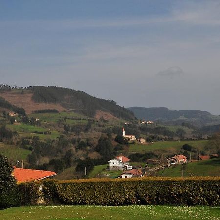 Casa Rural Llugaron I Pension Miravalles Buitenkant foto