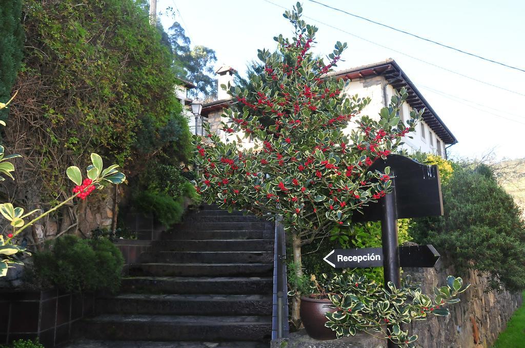 Casa Rural Llugaron I Pension Miravalles Buitenkant foto