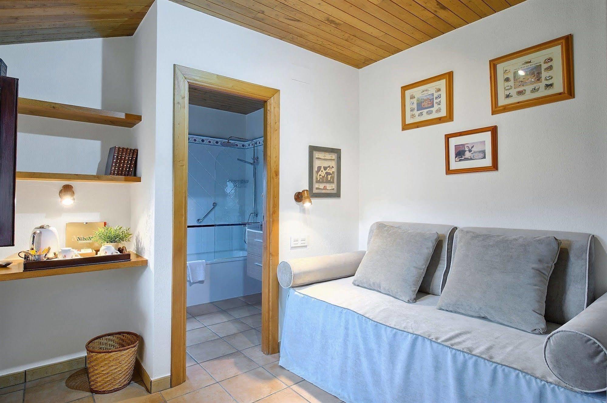 Casa Rural Llugaron I Miravalles Buitenkant foto